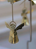 Laad afbeelding in galerijweergave, Theelichthouder Carrousel - Singing Angels