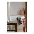 Laad afbeelding in galerijweergave, Chill Pink Bird