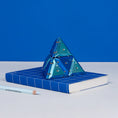 Laad afbeelding in galerijweergave, Fidget Magneten - Geode - Pyramid Cosmos