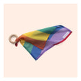 Laad afbeelding in galerijweergave, Playcycle speeldoek met houten ring regenboog waves