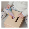 Laad afbeelding in galerijweergave, Playcycle speeldoek met houten ring pastel regenboog waves