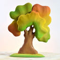 Laad afbeelding in galerijweergave, bumbu-toys-houten-grote-herfst-eikenboom