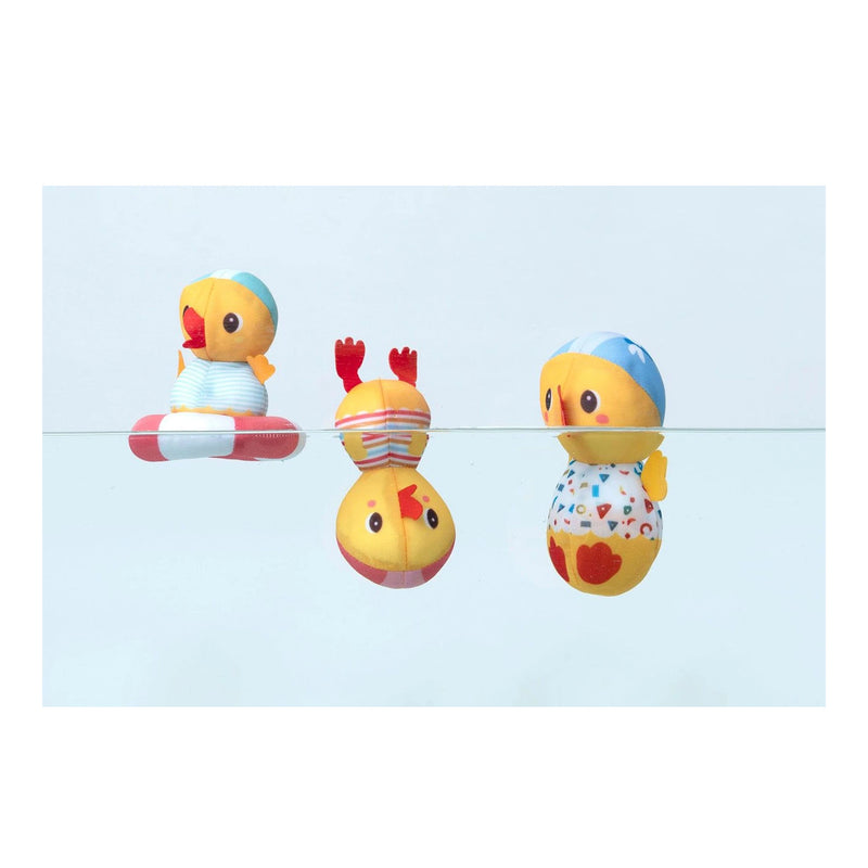 Badeendjes op zwemles
