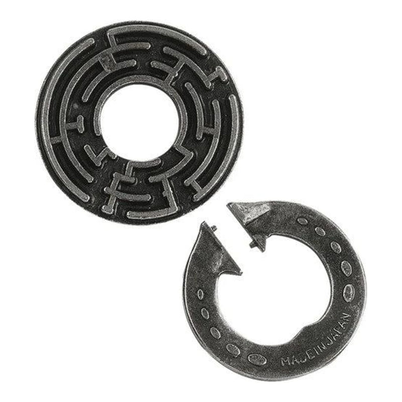 Huzzle cast puzzle
