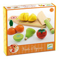Speelfruit met groenten en snijplankje
