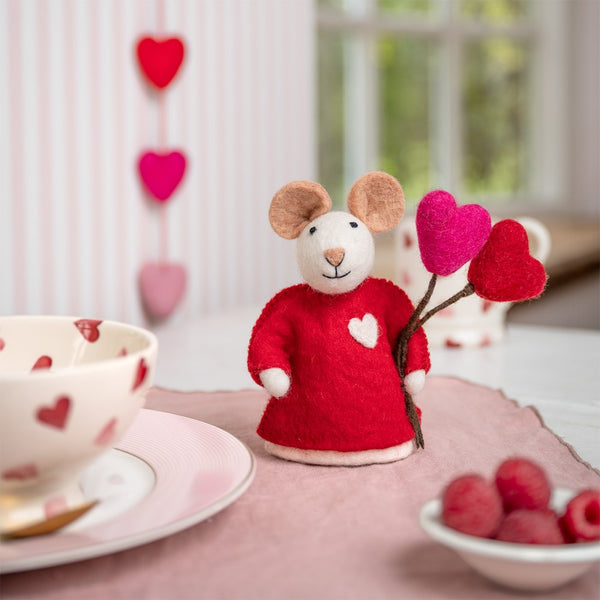 Muis Love is in the Air