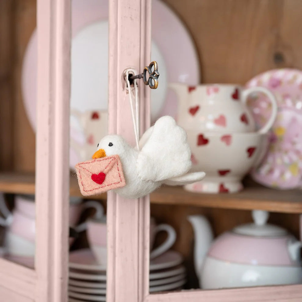 Hanger Vilten Duif - Love is in the air