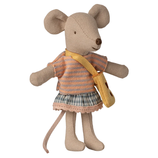 Kleine zus met tas