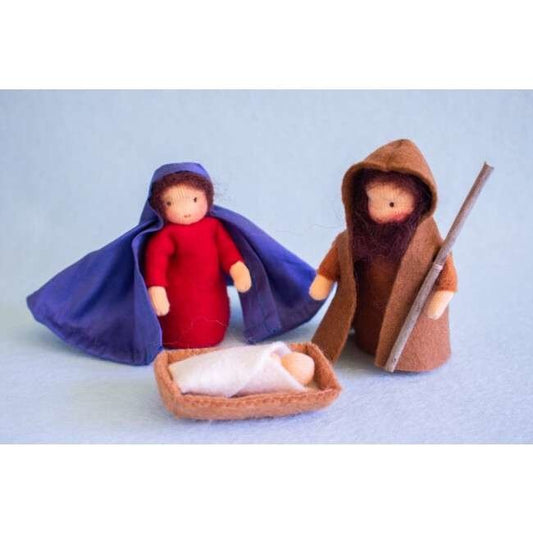 Kerstgroep-1-jozef-maria-en-jezus-pippilotta