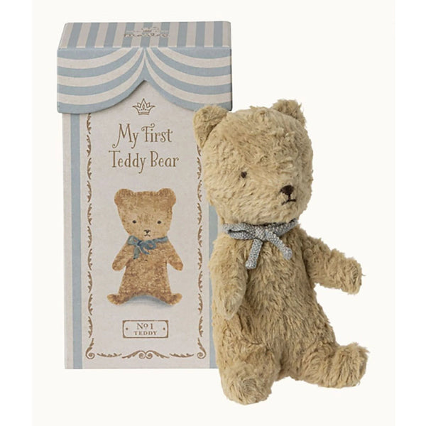 teddy bear sand